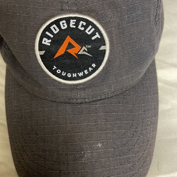 Ridgecut Hat - Picture 2 of 4
